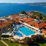 Atlantis Tatil Evi *
